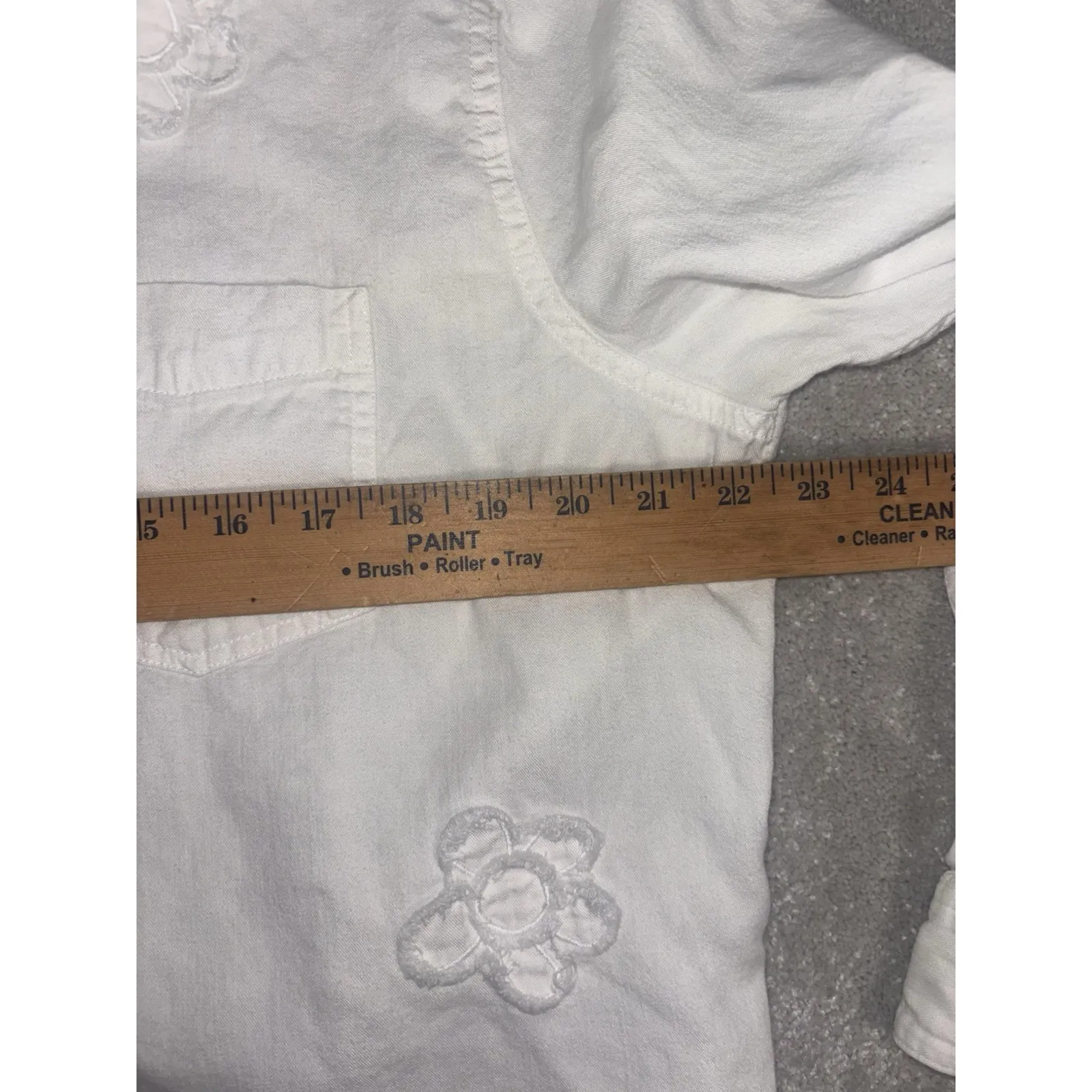 Rails Shirt Ingrid Daisy Appliqué White Womens Size Large Button Up Linen Blend - Image 9