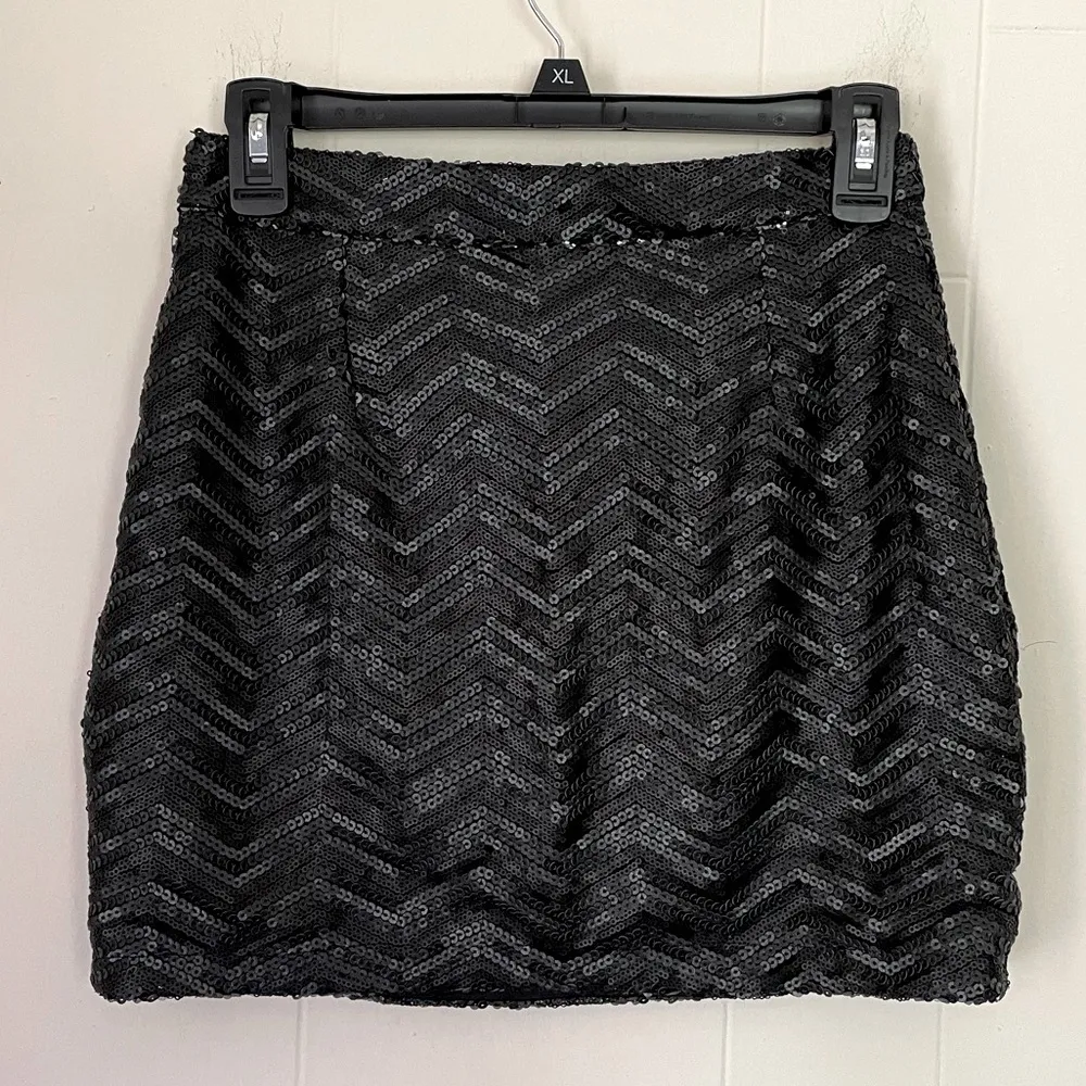 Tobi Black Sequin Mini Skirt ~ Sexy Party Concert Outfit ~ Women’s Size XS - Image 2
