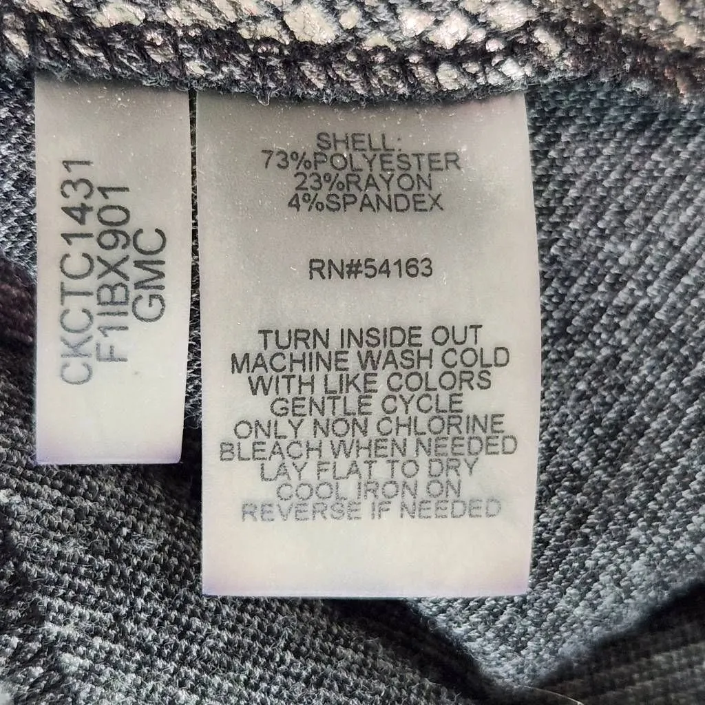 Calvin Klein Silver Snakeskin Sleeveless Sheath Dress Size 2 Wedding Guest Dress - Image 7