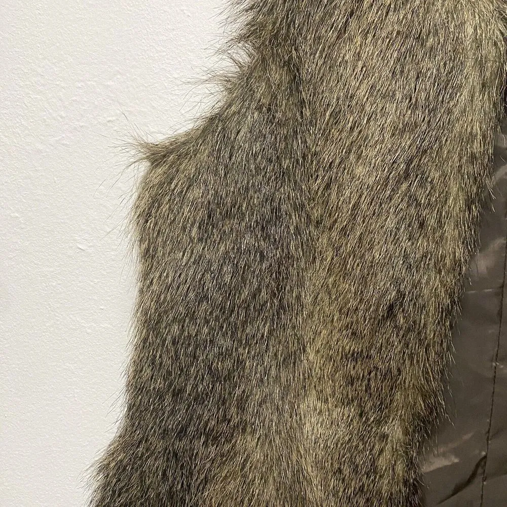 The Limited Forenza Sz XS | S Brown Tan Shaggy Faux Fur Sleeveless Sweater Vest - Image 4