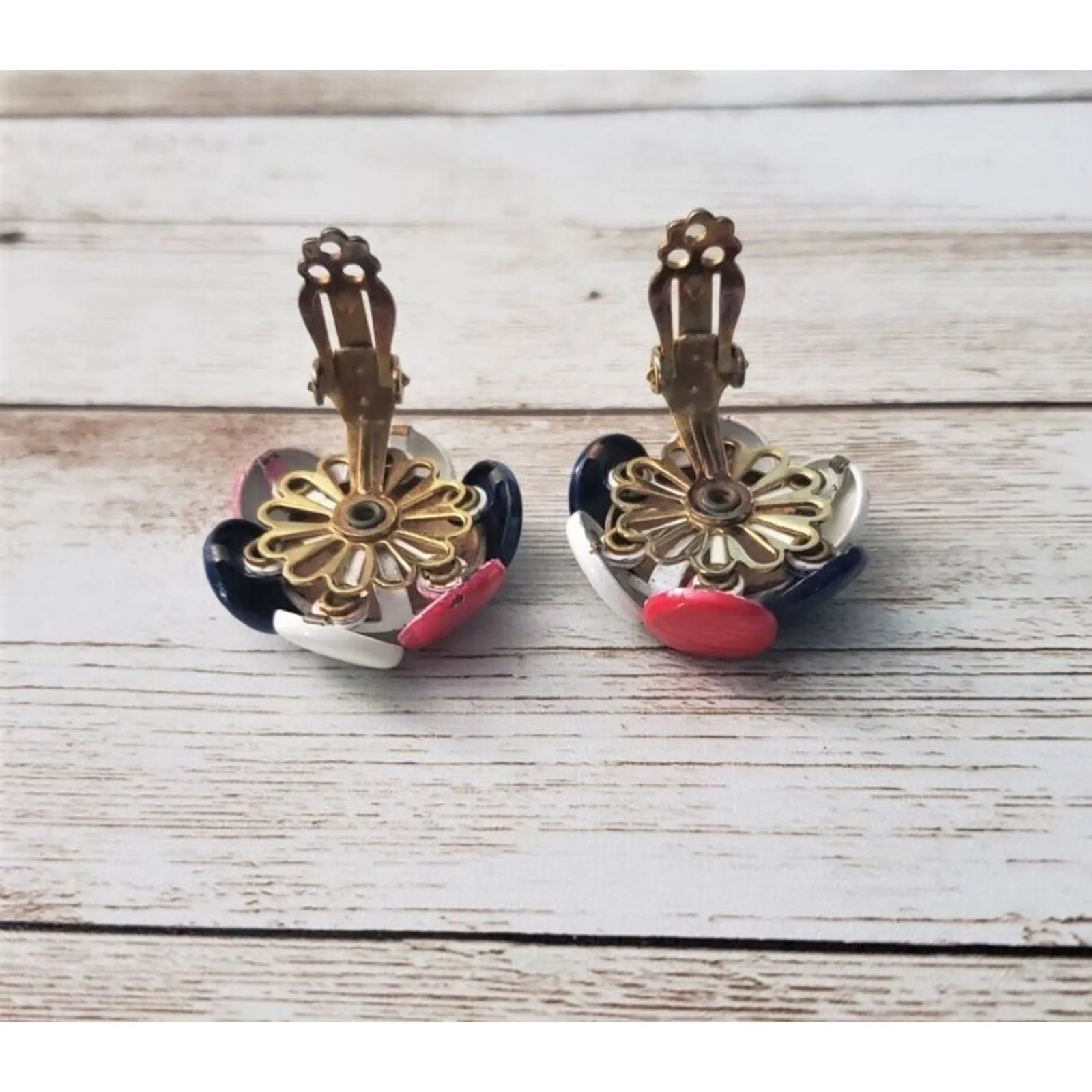 Vintage Clip On Earrings - Image 4