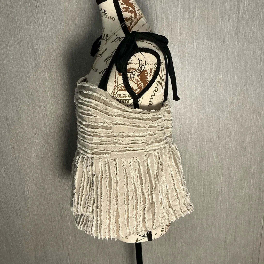 Maeve Beige and Cream Textured Top Size LP - Image 9