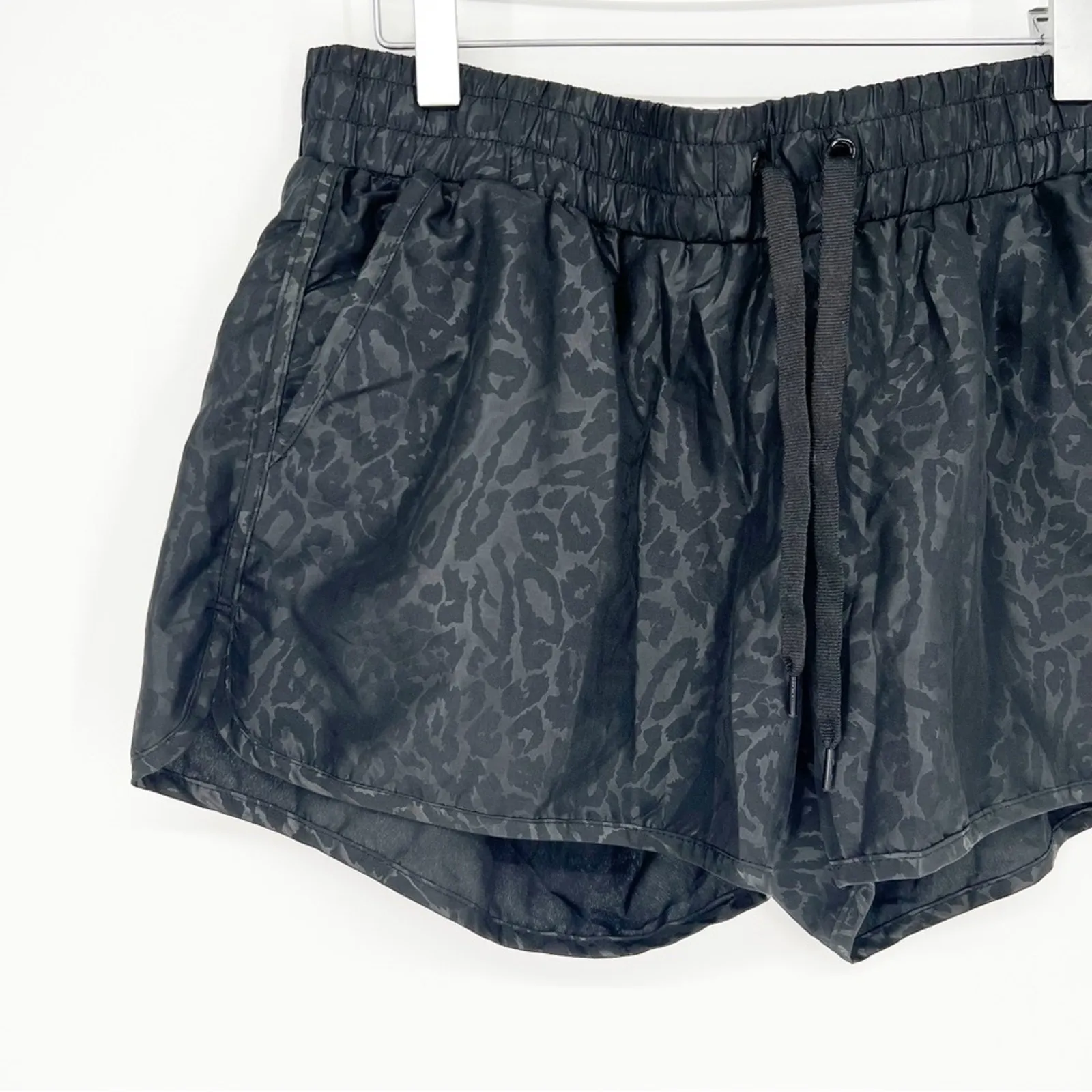 Zyia Active Bomber‎ Animal Print Running Shorts XL Black - Image 4