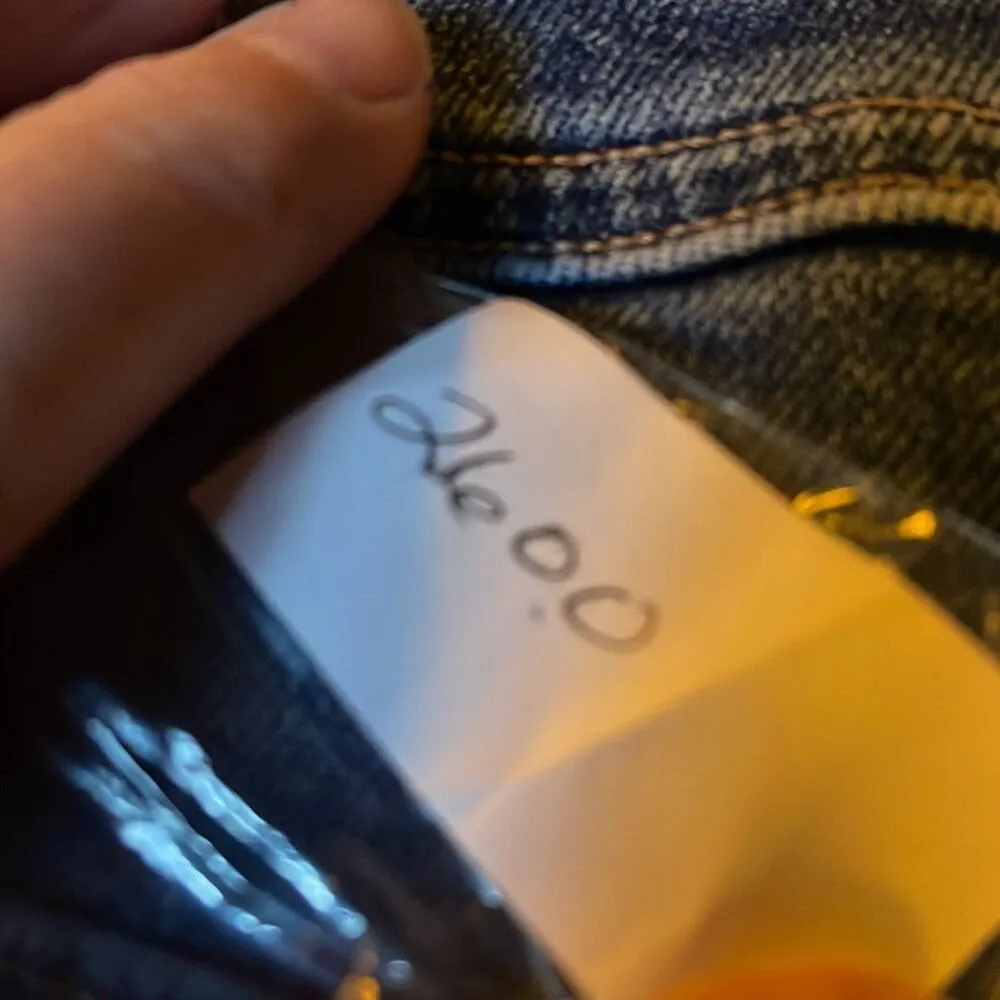 American Eagle “90’s Skinny” size 6 jeans. - Image 9