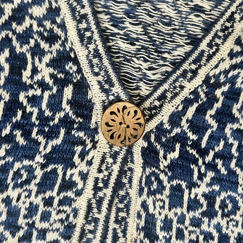 Coldwater Creek Blue Lightweight Wooden Button Cardigan Nordic Knit Sweater M - Image 4