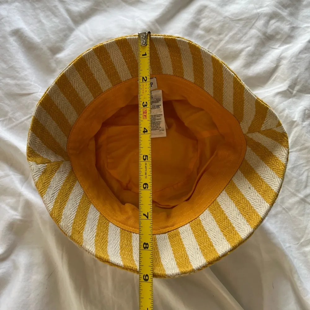Never worn: GAP yellow & cream striped bucket hat - Image 6