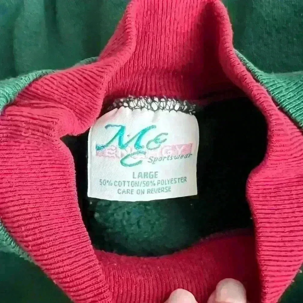 Vintage Holiday Sweatshirt Grandkids Make the Holidays Bearable Large Red - Image 5