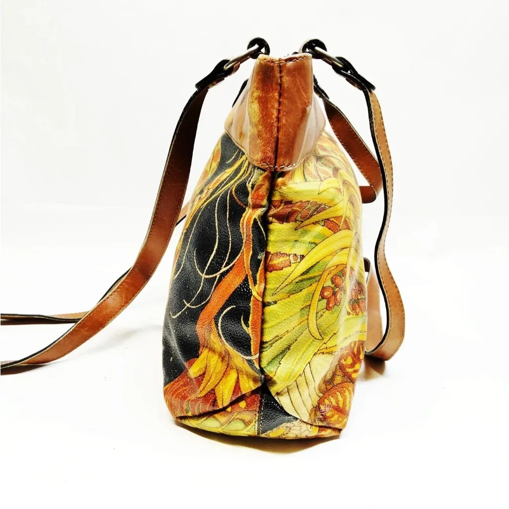 Salvatore Ferragamo Black Jungle Print Shoulder Bag - Image 3