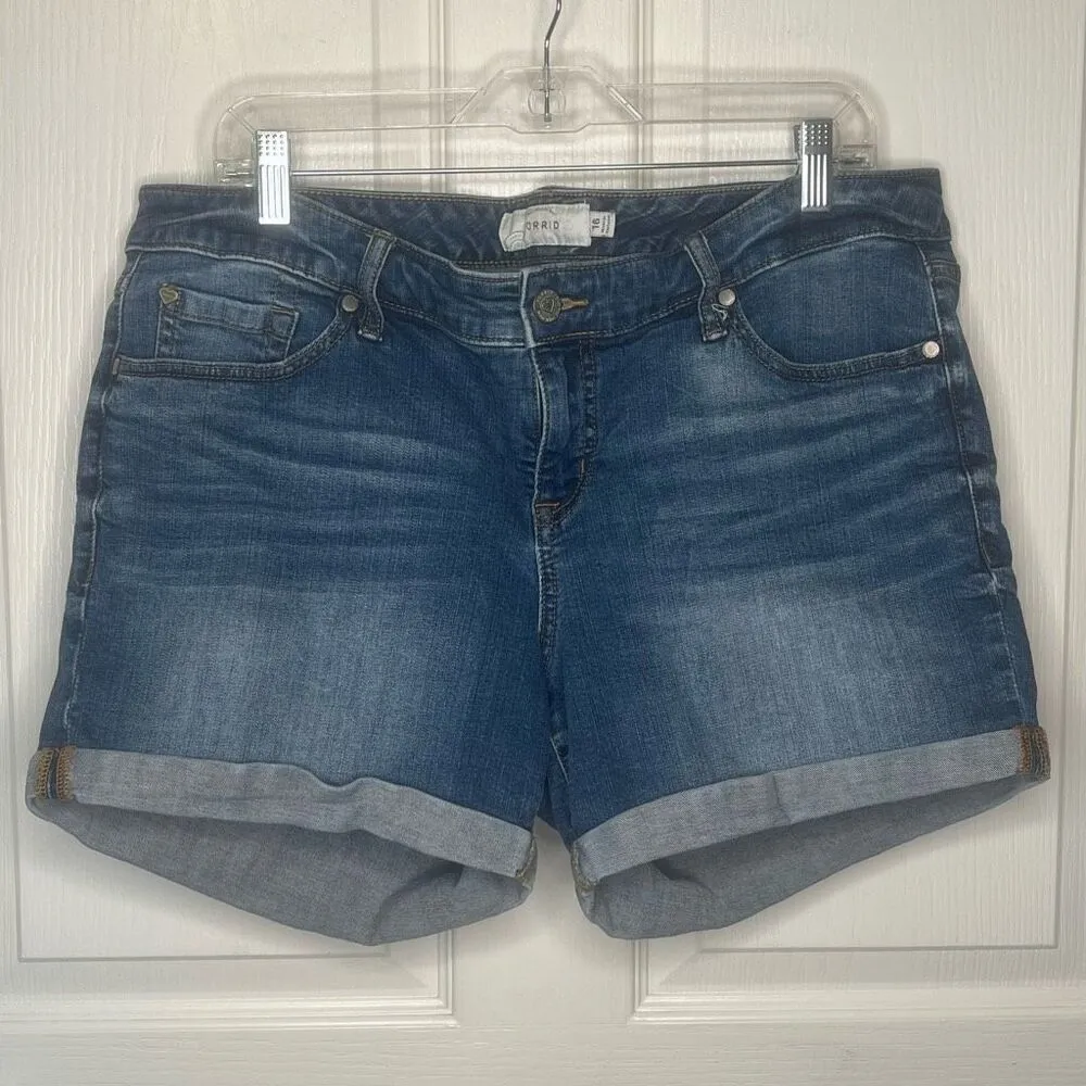 Torrid Sz 16 Denim Jean Shorts Cuffed - Image 12