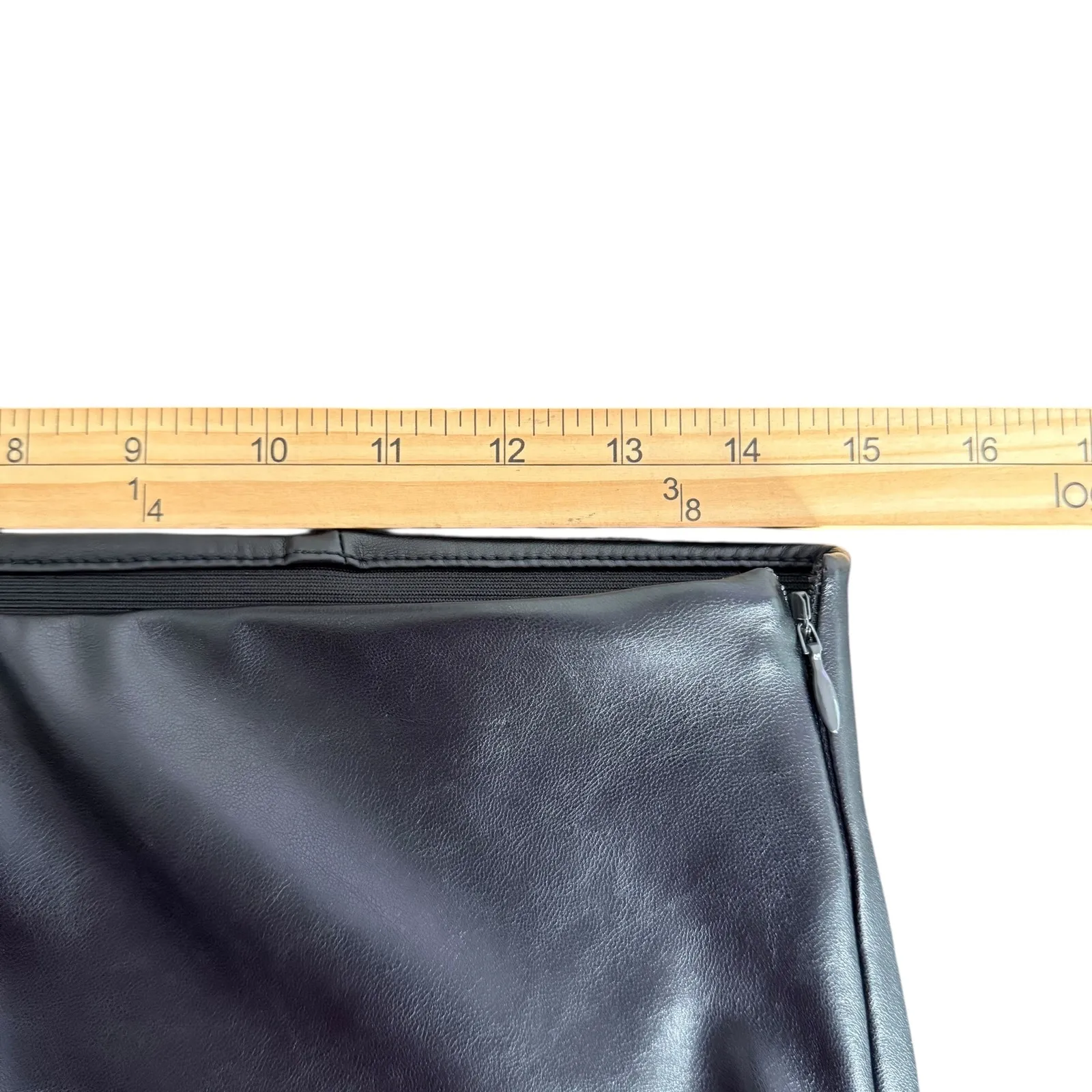 Old Navy Extra High Rise Black Faux Leather Pants Women Size 10 Skinny Ankle Zip - Image 10