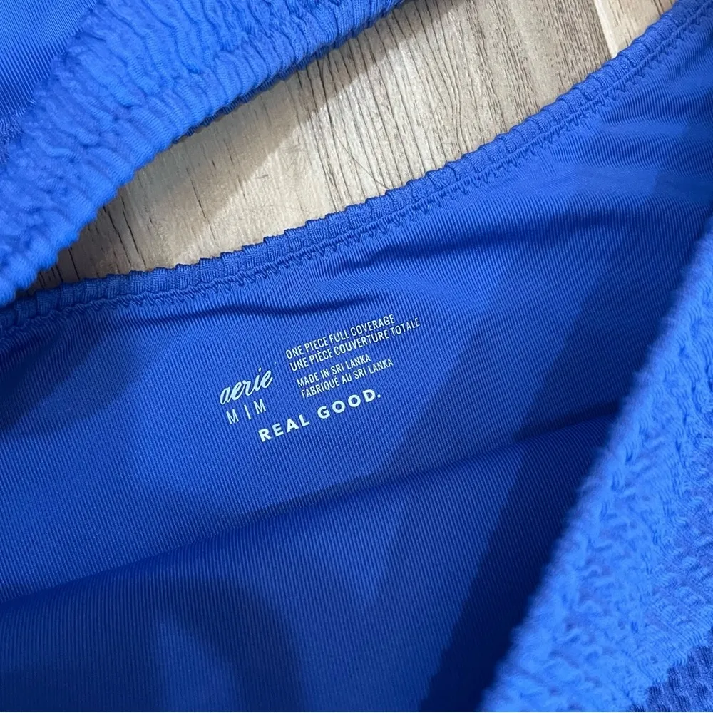 Aerie  swimsuit bundle size Medium. Tan white blue cut out - Image 4