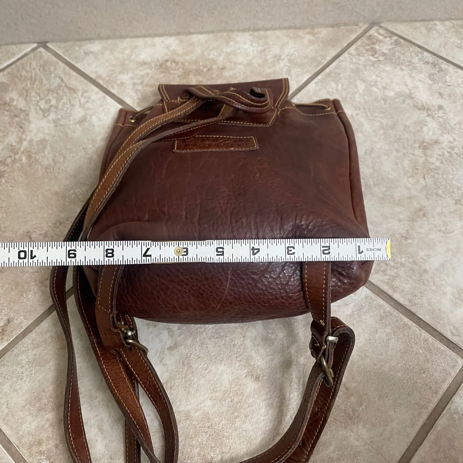 Roots x Enzo Angiolini VTG Leather  Brown Buckle Drawstring Flap Backpack Purse - Image 7