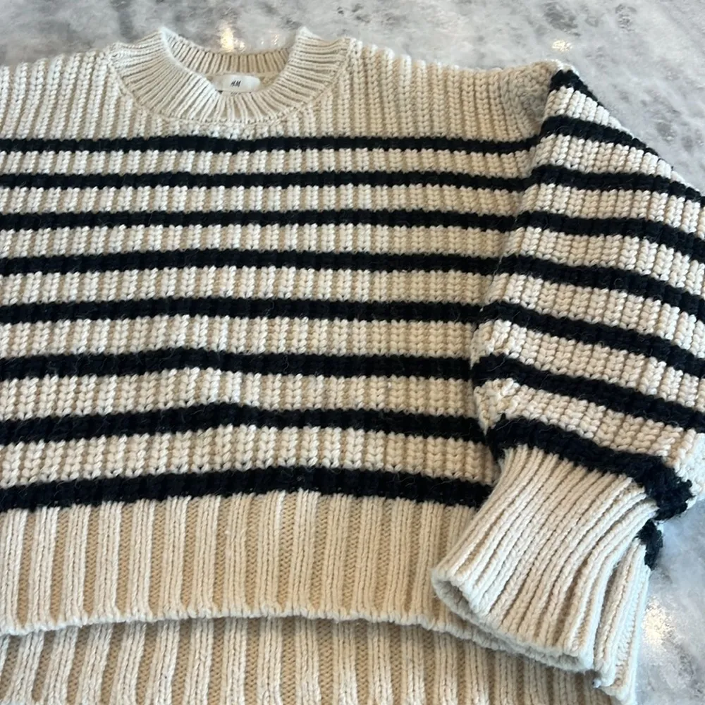 H&M Stripe Sweater - Image 4