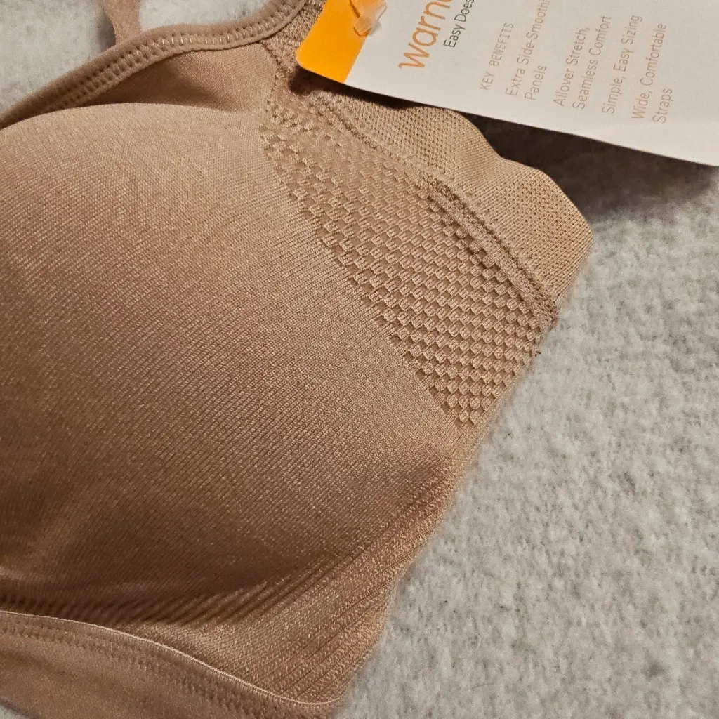 Warner's Easy Does It Seamless Wireless Lightly Lined Small Bra (34A, 36A, 38A) Tan - Image 2