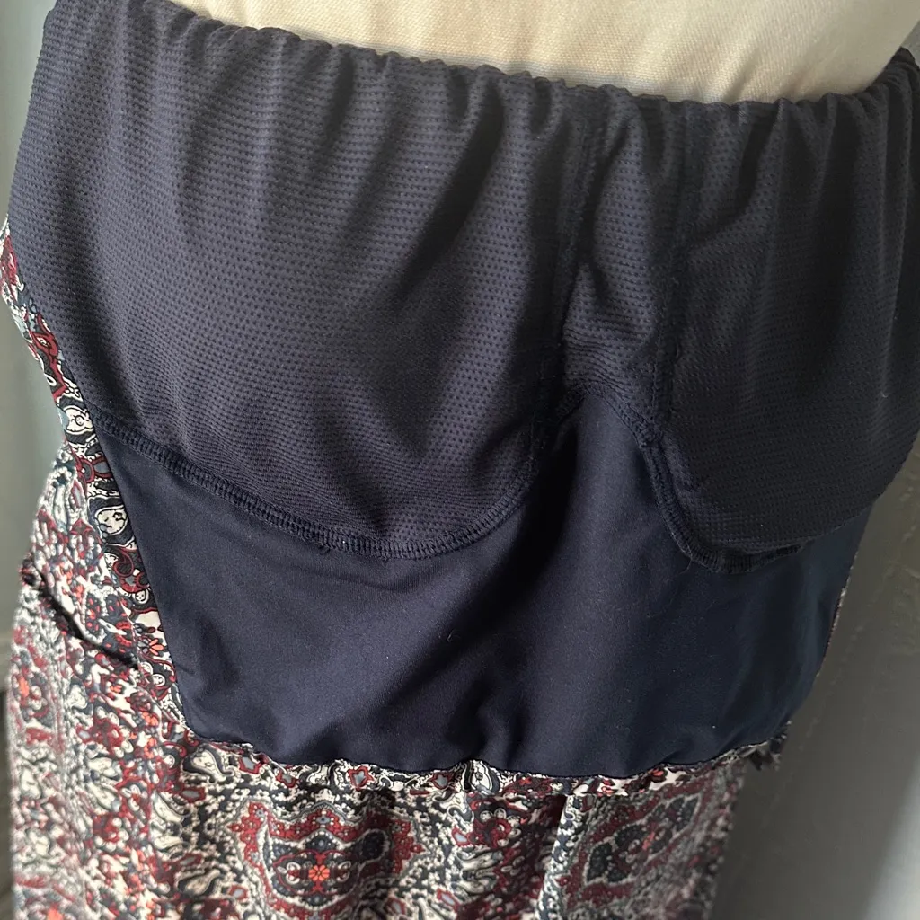 Athleta Black and Blue Patterned Maxi Dress - Image 12