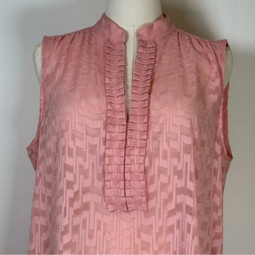 Ann Taylor Sleeveless V-Neck Sheer Pink Blouse Women’s Size Medium - Image 7