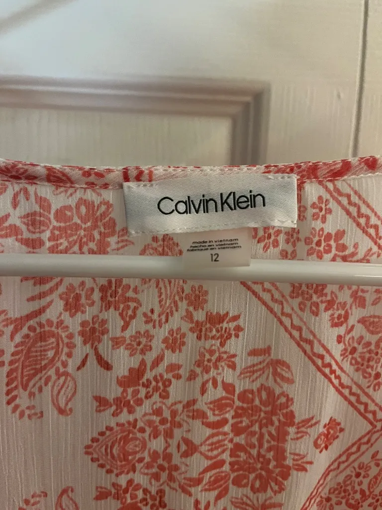 NWT Calvin Klein Chiffon Wrap Dress size 12 - Image 6