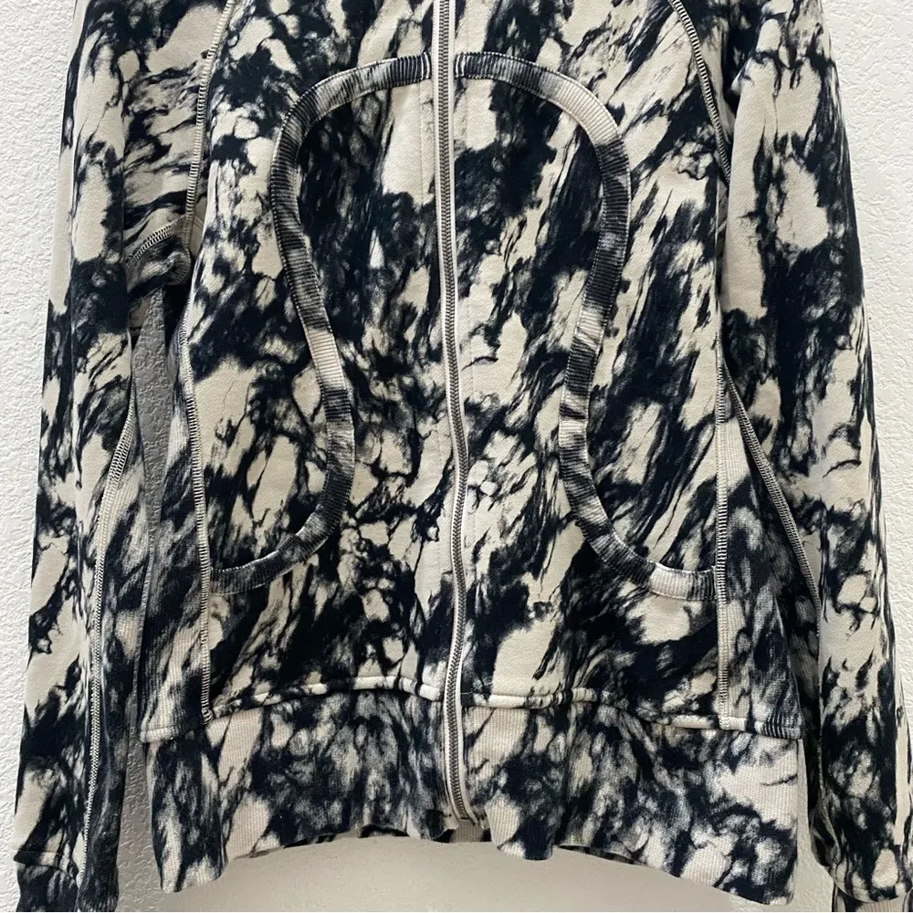 LULULEMON Scuba Hoodie II Great Granite Black Mojave Tan/Telemark Angel Wing 8 - Image 11