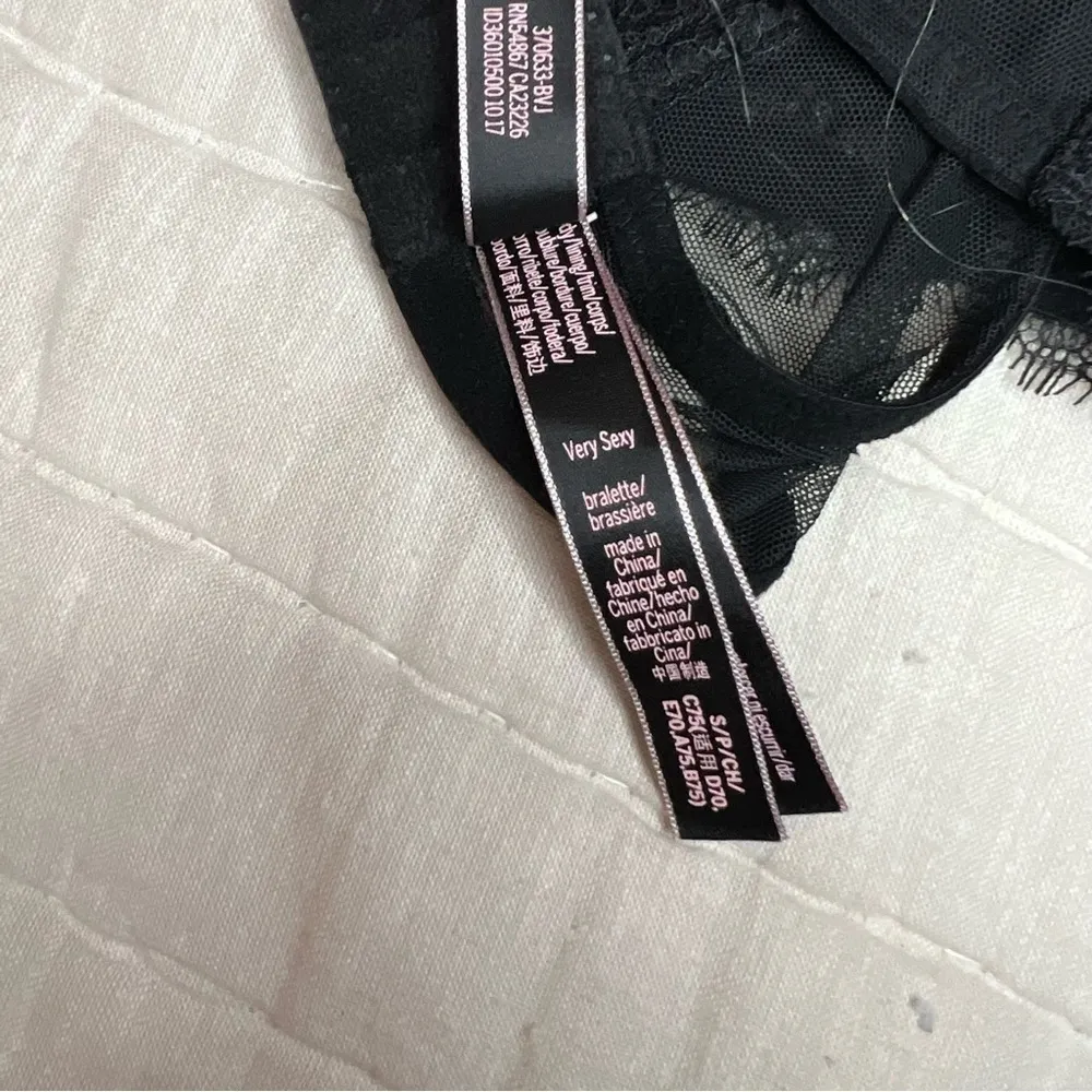 Victoria’s Secret Very Sexy Black Lace High Neck Halter Lace Up Bralette Small - Image 13