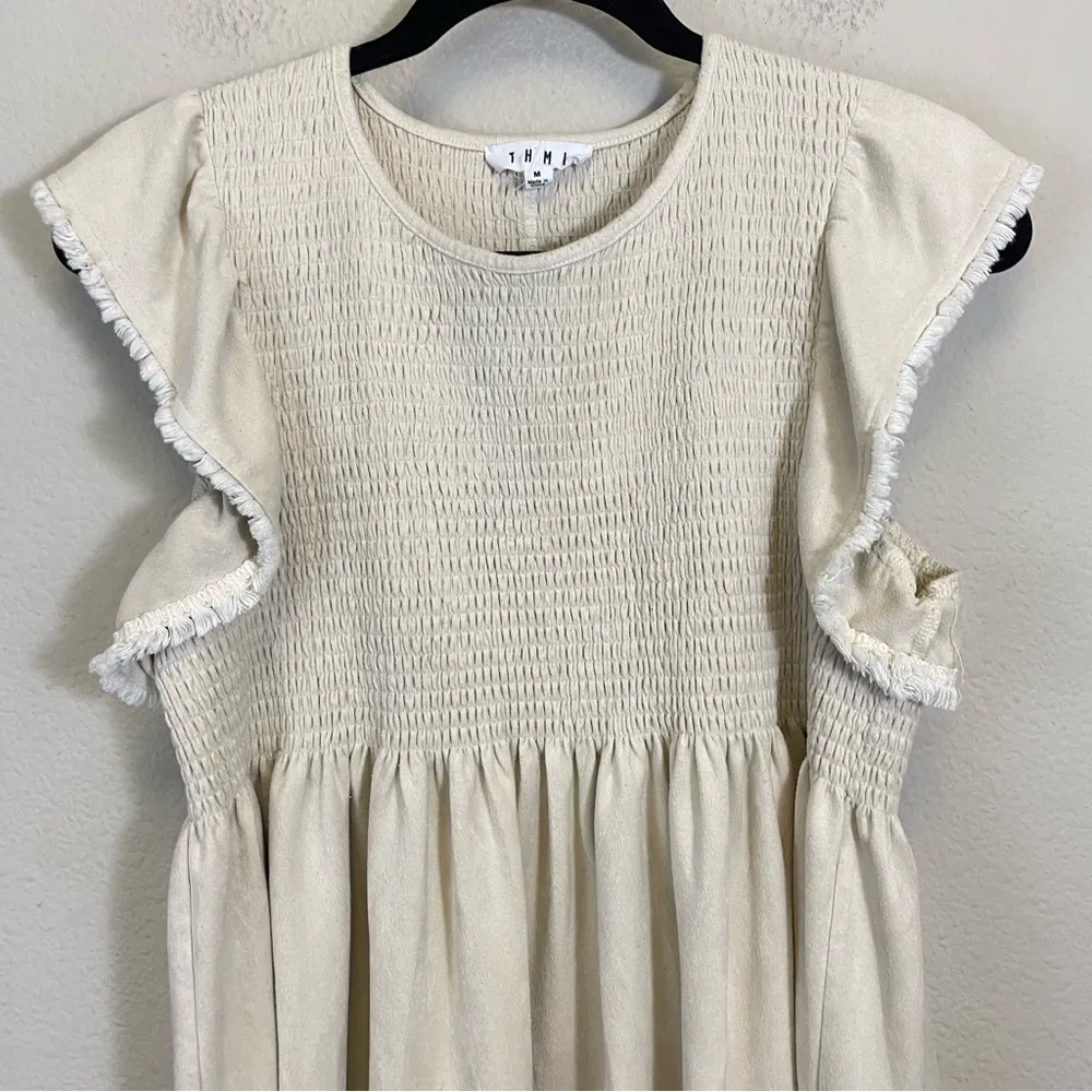THML Ivory Suede Babydoll Smocked Flutter Sleeves Blouse Size‎ Medium - Image 3