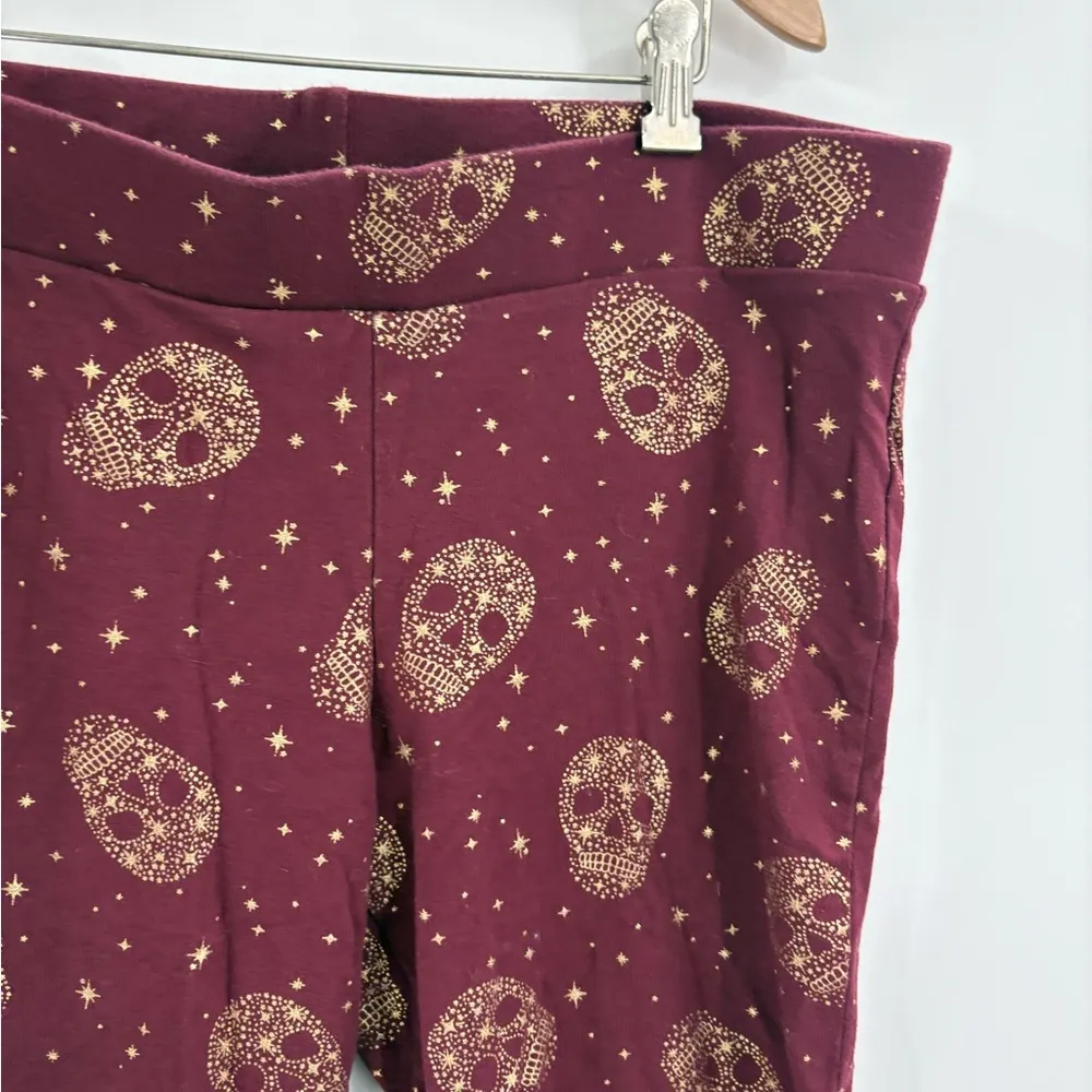 Torrid Gold Foil Star Sugar Skull Zinfandel Crop Leggings size 2x - Image 5