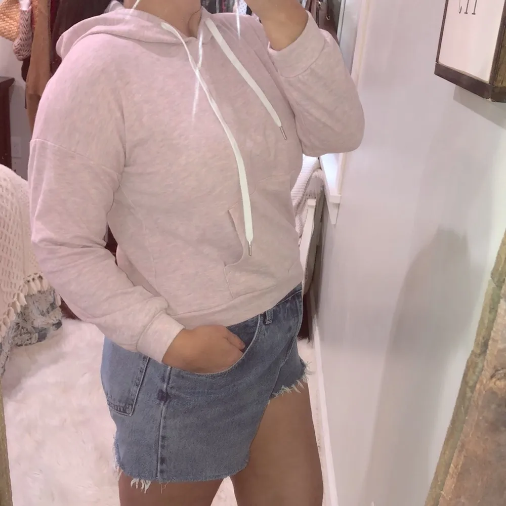 URBAN ROMANTICS small pink hooded sweatshirt - Image 3