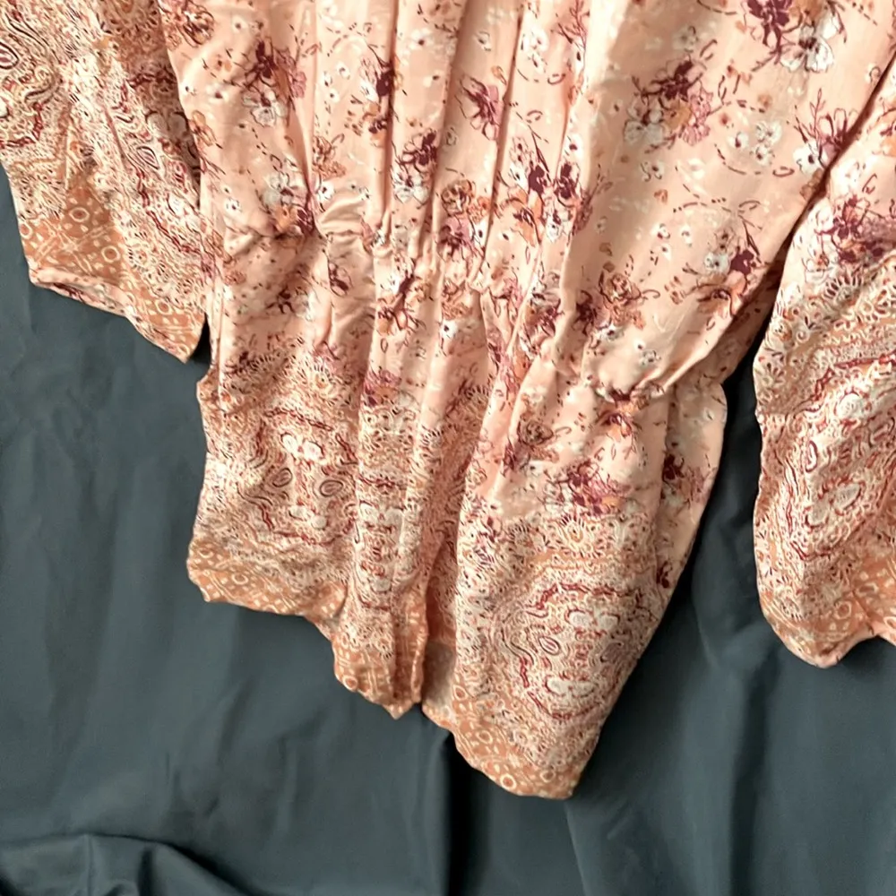 : Peach colored floral Romper- long sleeves with pockets- S - Image 7