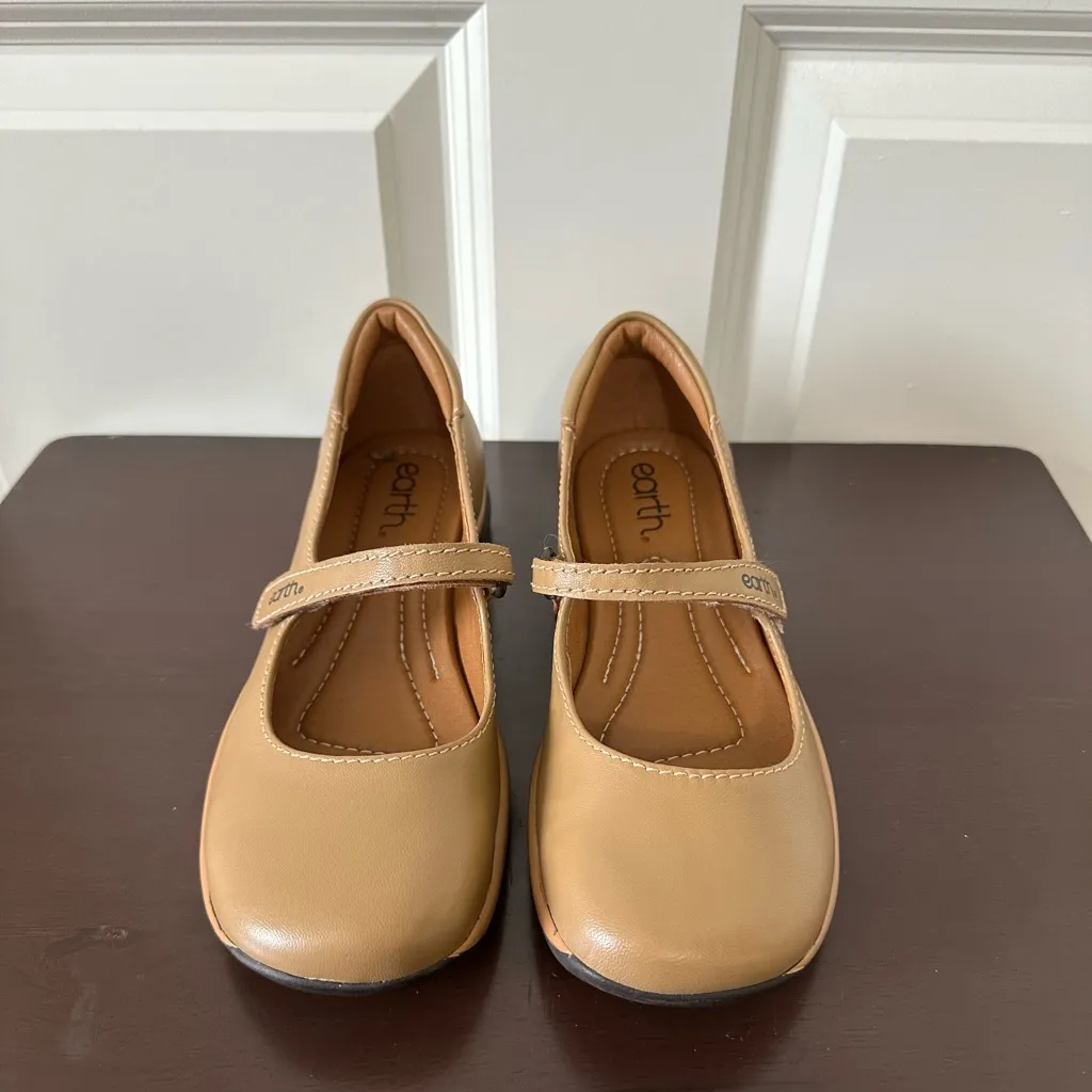 Earth Tose Lug Sole Square Toe Natural Tone Mary Jane Flat Shoes Size 7.5 - Image 5