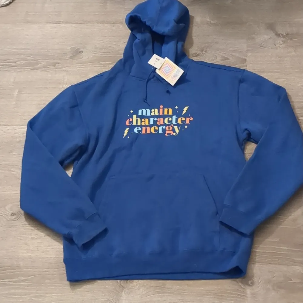 Lularoe Alex "Main Character Energy" hoodie sweatshirt size large - Image 2