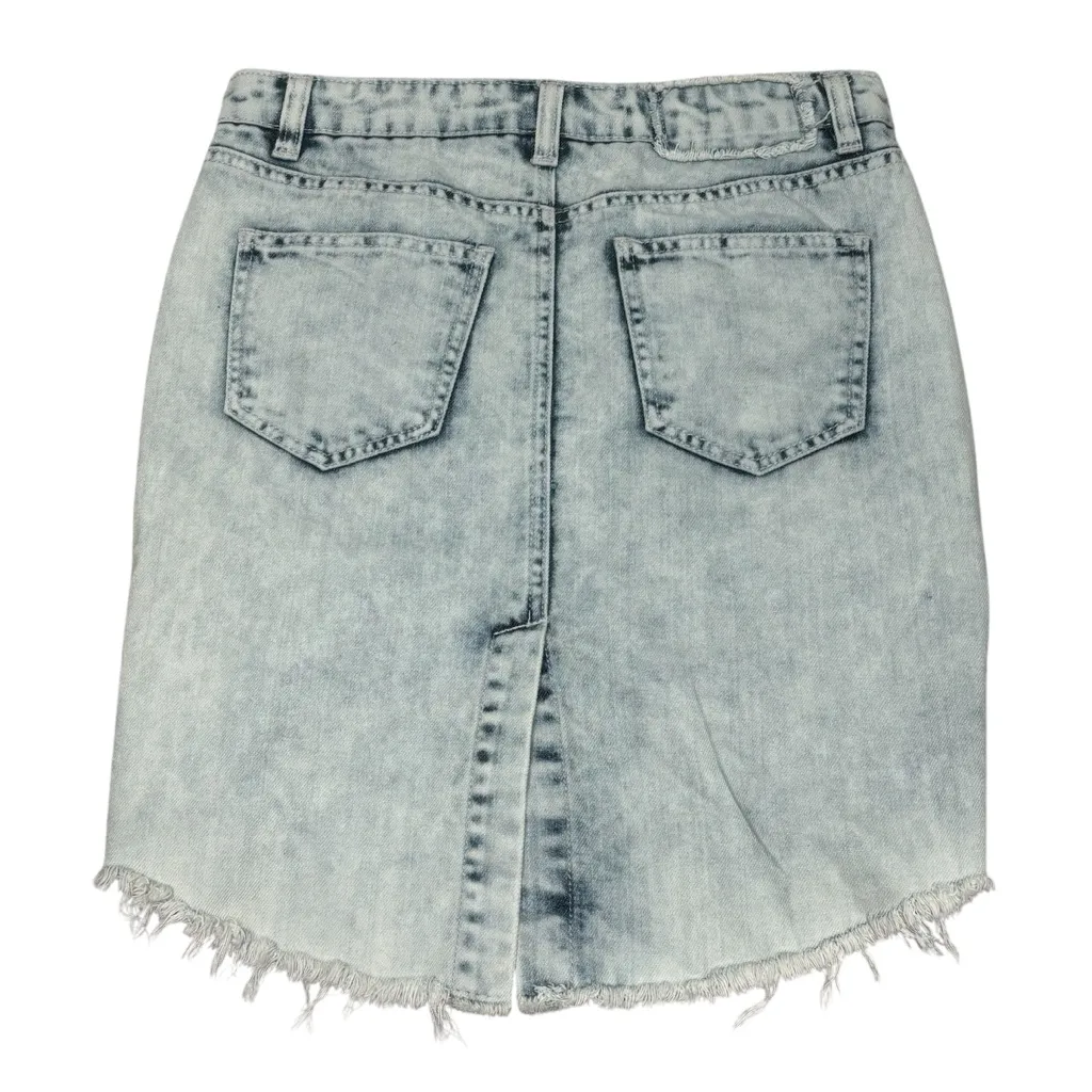 Tinseltown Light Wash Denim Skirt Junior Size 3 - Image 3