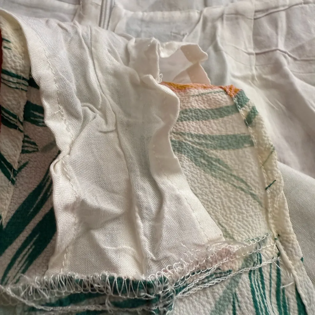 Blue Blush Leaf Pattern Wrap Dress - Image 8