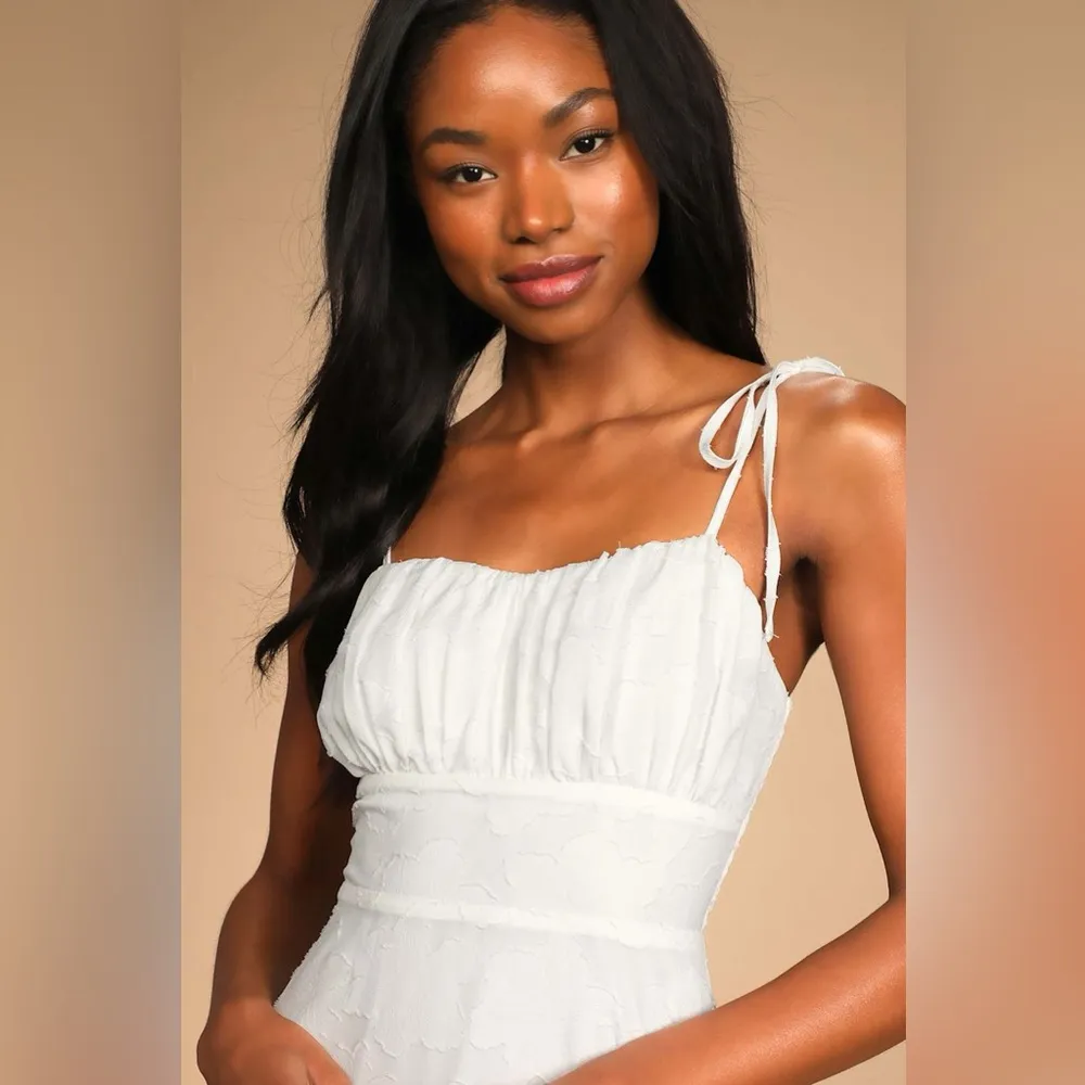 Lulus Sweet Sentiments White Jacquard Tiered Midi Dress - Image 3