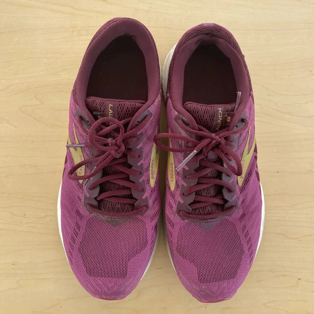 Brooks  Launch 6 Running Shoes | Aster/Fig - Image 2