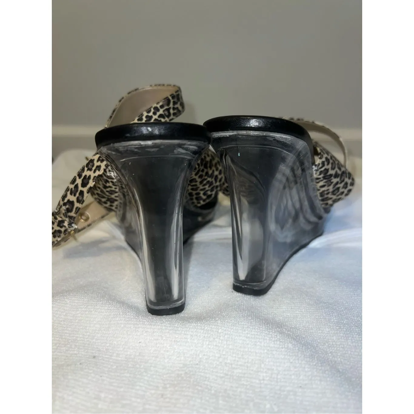 Vintage EDGE leopard cheetah strappy heels 8 - Image 4