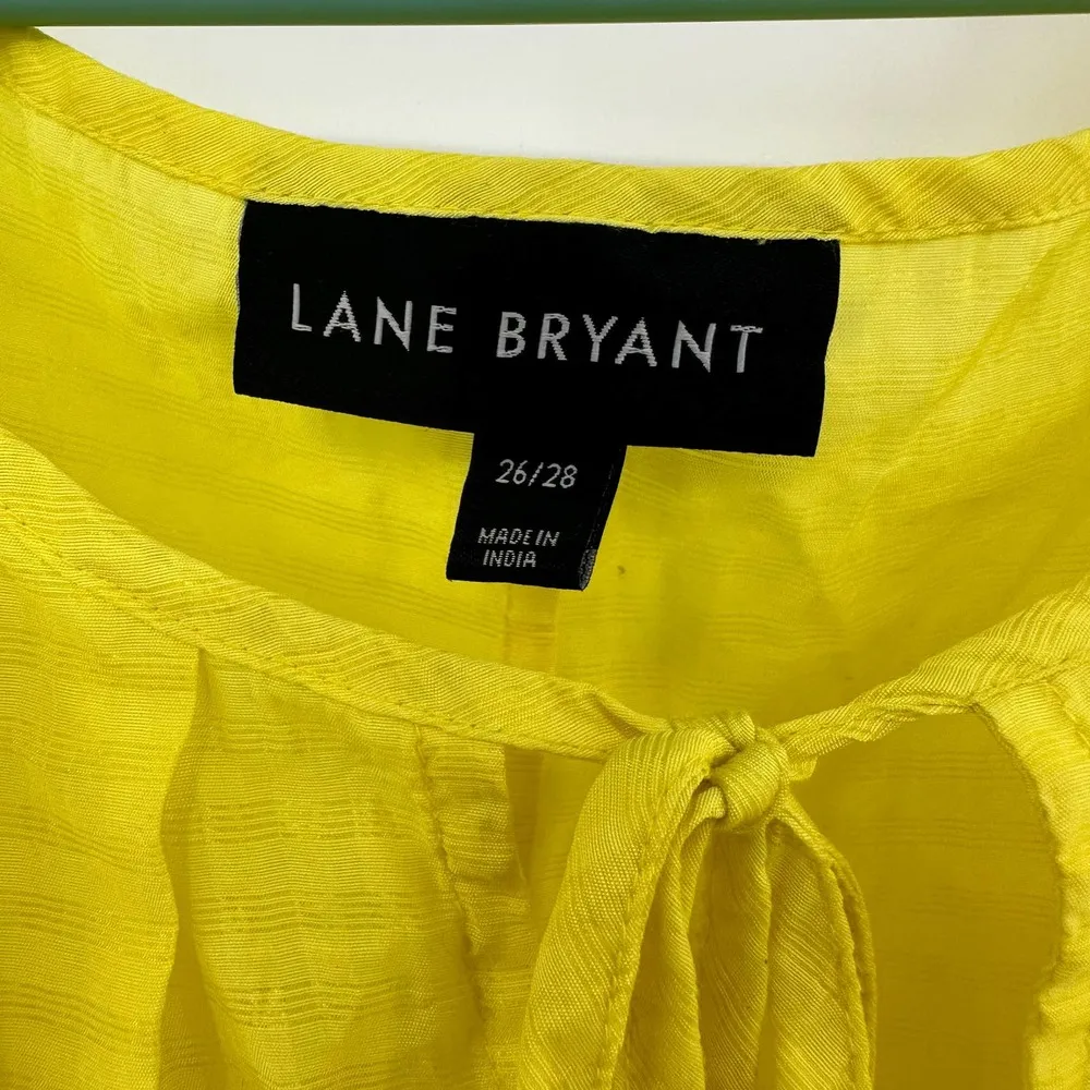 Lane Bryant size 26 / 28 bright yellow short sleeve blouse cinched elastic waist - Image 4