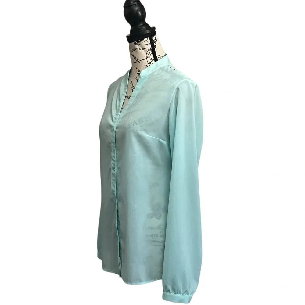 The Limited Womens Seafoam Green Costal  Vneck Sheer Blouse M Beach Nautical - Image 2
