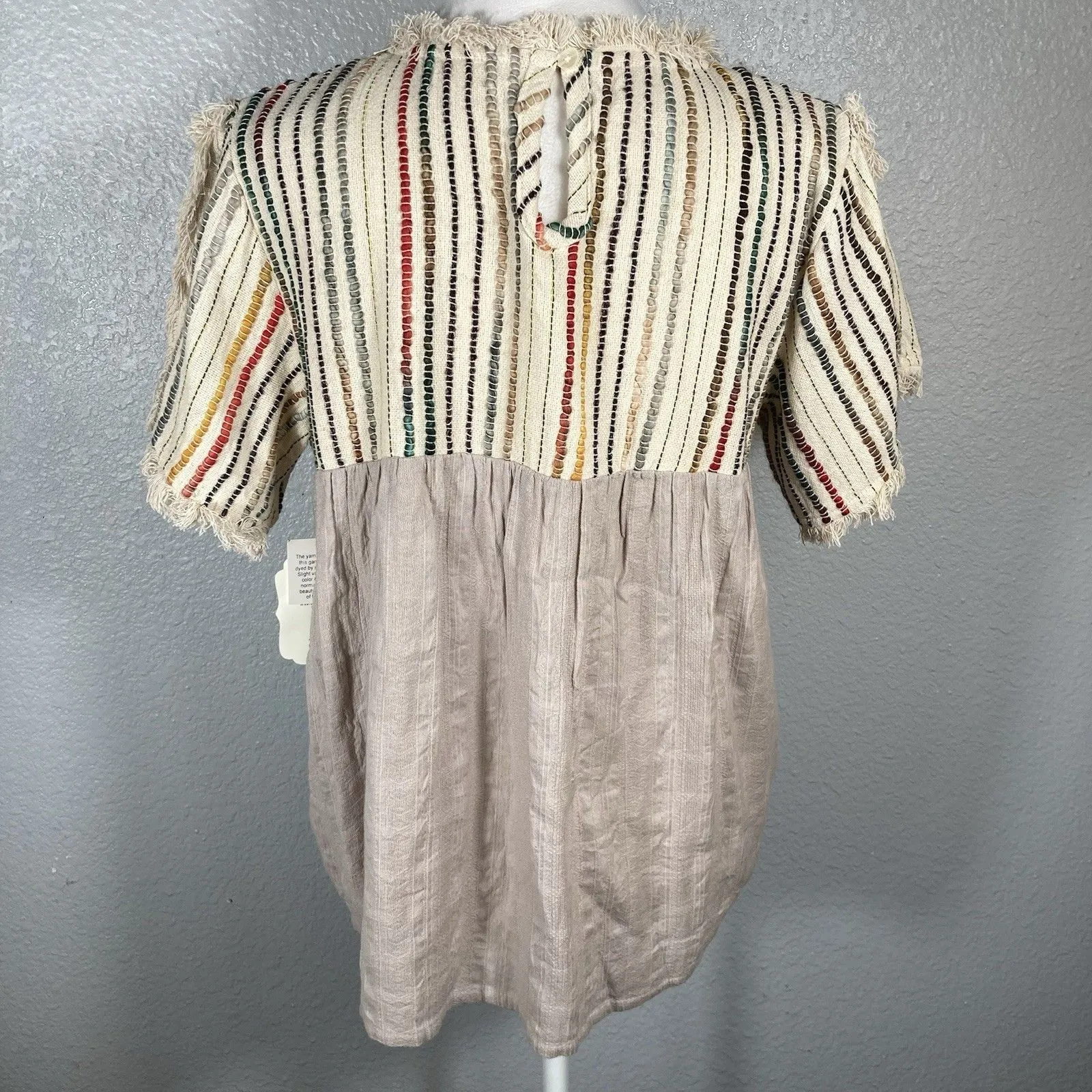 New Altar'd State Babydoll Top M Shirt Yarn Fringe Beige Rainbow Boho Peasant - Image 6