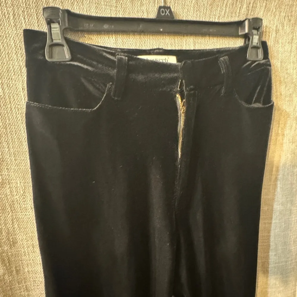 HOUSE OF CB MARCELLA BLACK VELVET HIGH WAIST SKINNY TROUSERS SIZE SMALL - Image 5