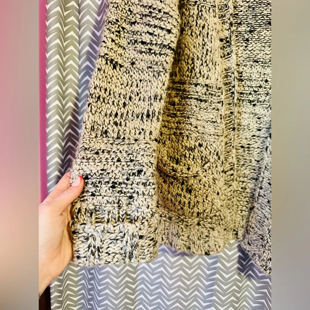 Massimo Dutti | Sweater Cardigan, Size M. - Image 3