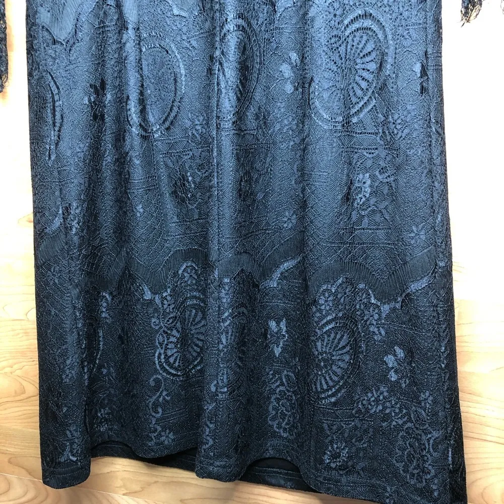 Solitaire Size Small  LACE LINED BLACK LONG SLEEVE DRESS - Image 4