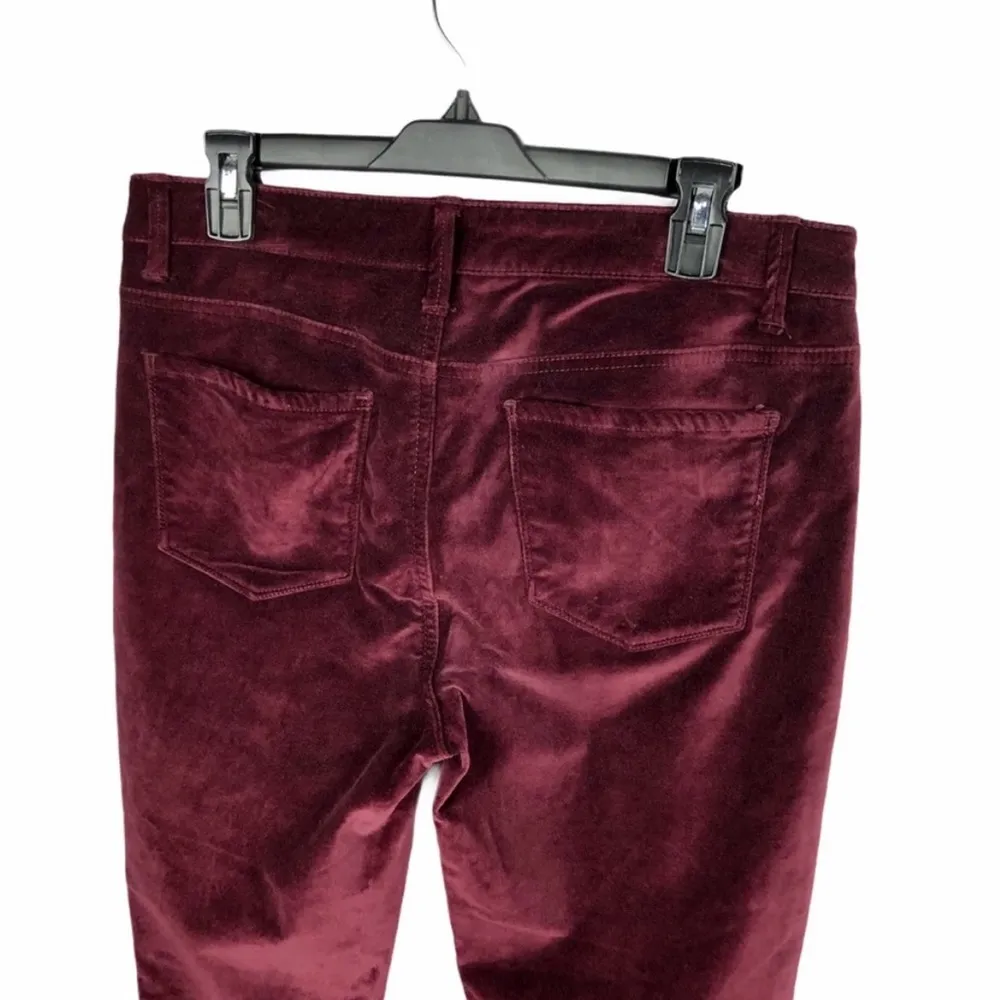 Lord & Taylor velvet ankle jeans in burgundy - Size 30 - Image 3