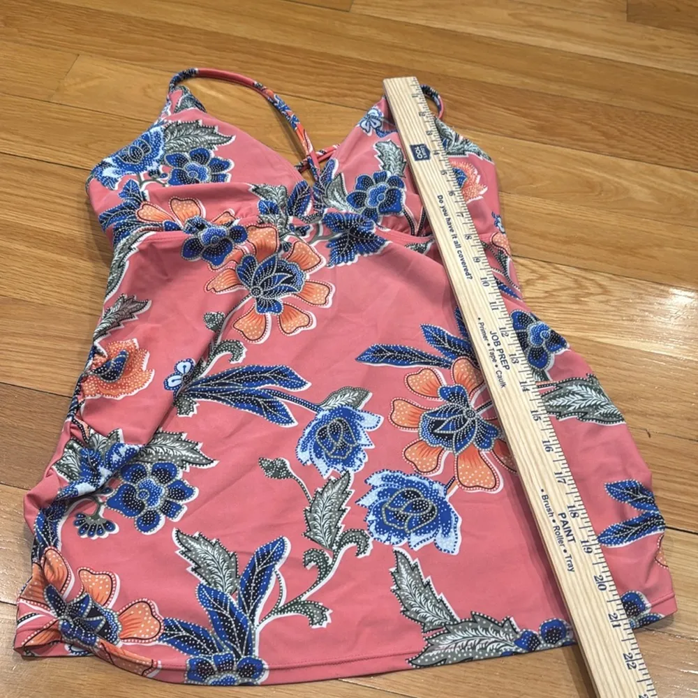 Beach Bump by motherhood maternity floral tankini top size medium. - Image 3