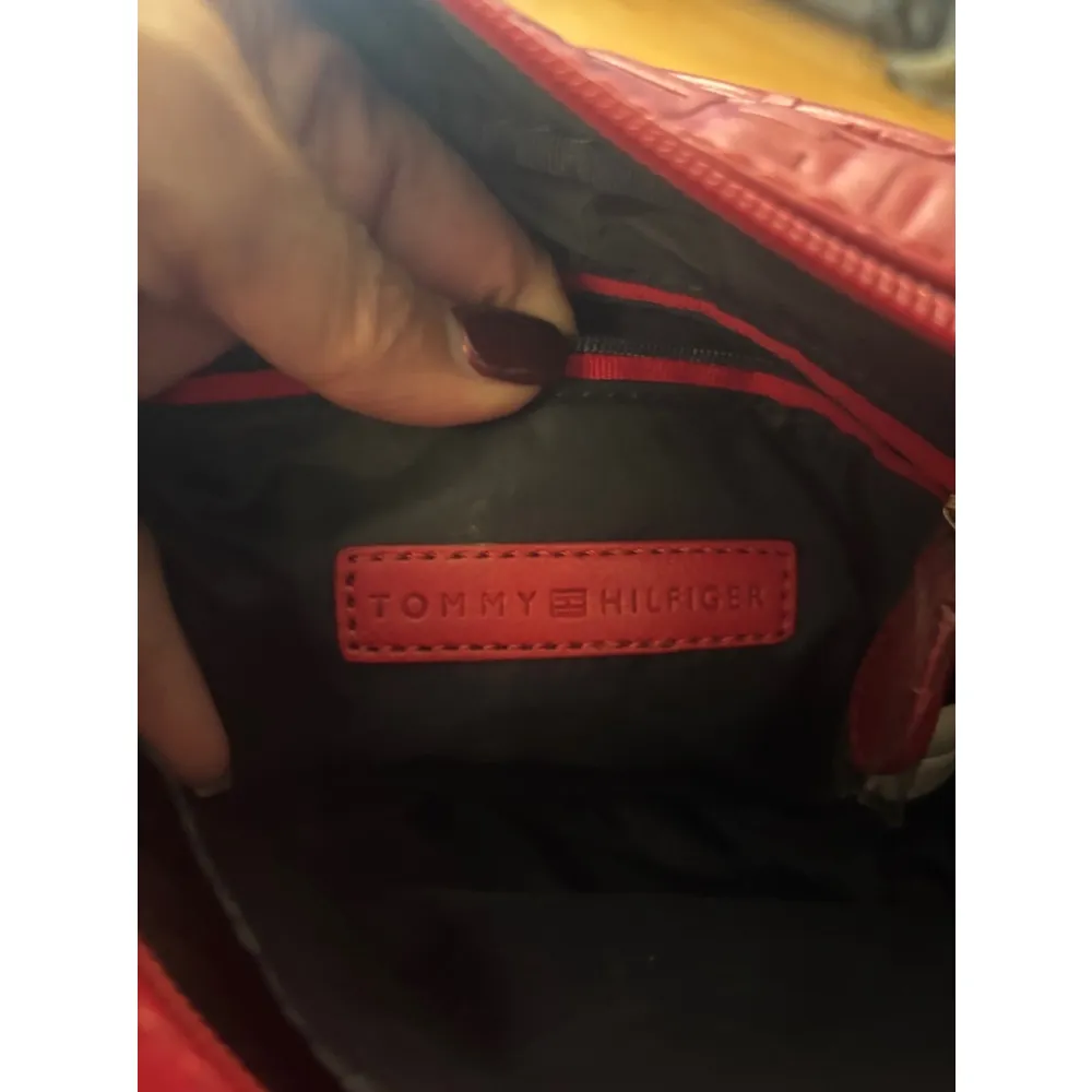 Tommy Hilfiger Red Crossbody Bag - Image 3