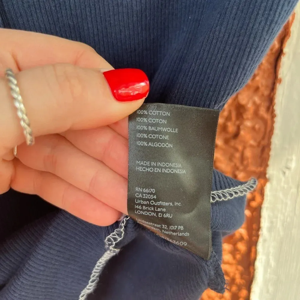 BDG Urban Outfitters Womens Size Small Harvey Henley Tee Short Sleeve Ribbed - Image 3