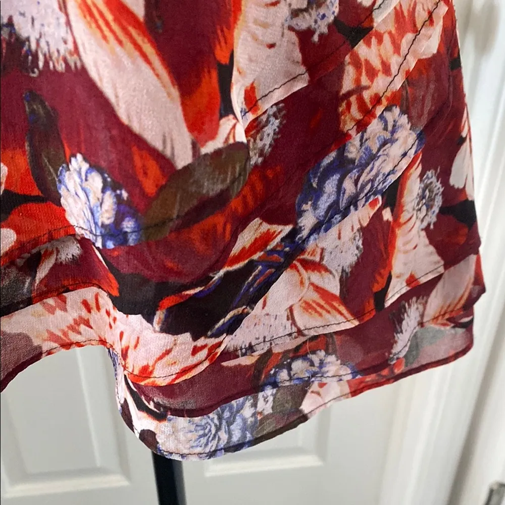 Sam Edelman Halter Top With Bold Floral Print. - Image 4