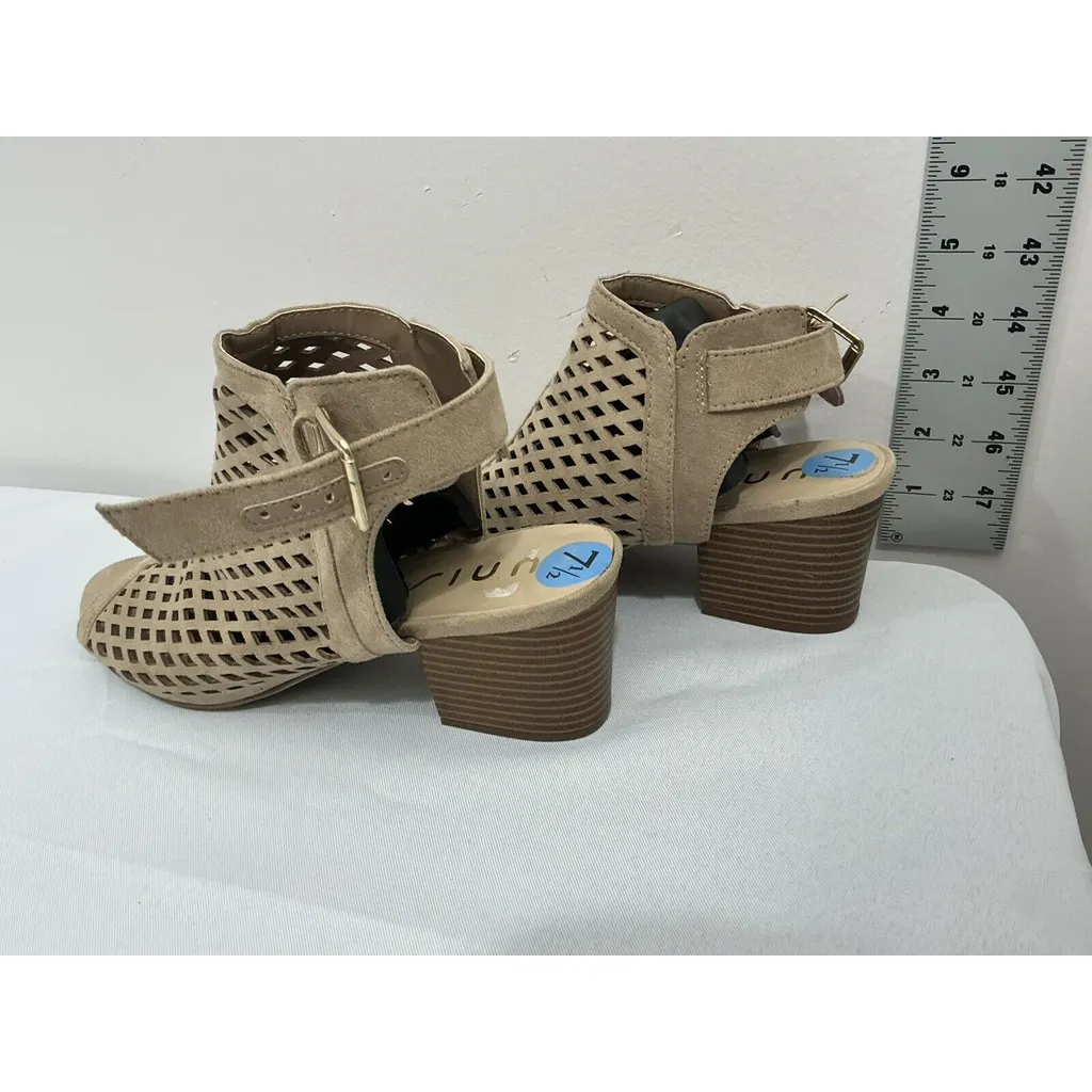 Womans Unisa Unoryant 7.5 M Tan Peep Toe Perforated Strap Heel Ankle Shoes - Image 4