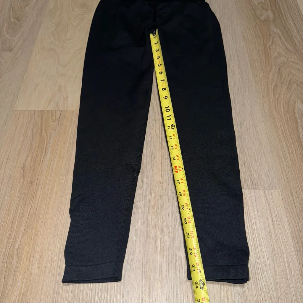 OQQ Black Seamless Butt Scrunch Leggings - Image 7