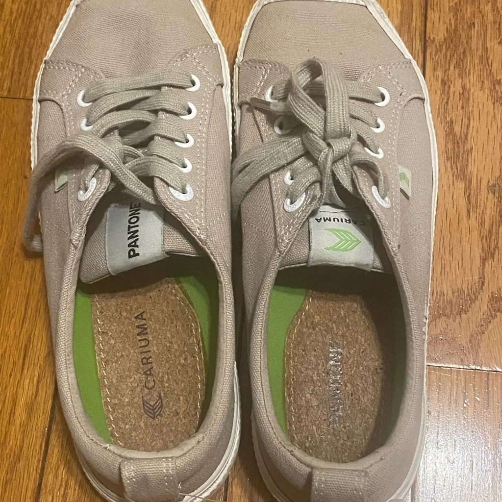 Cariuma‎ x Pantone Gray White Lace Up Casual Unisex Sneakers Womens 8.5 Mens 7 - Image 3