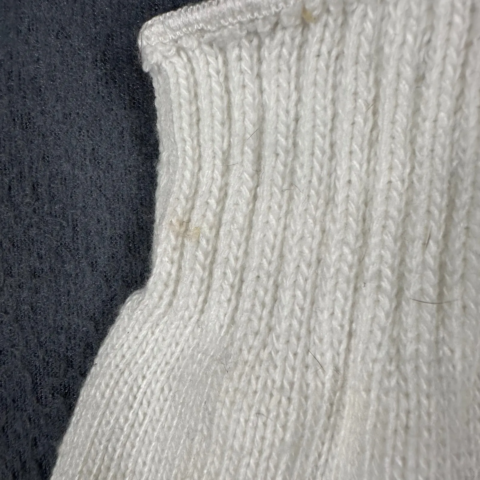 Vtg Saucony White Knit Gloves Womens Athletic Sportswear Warm Winter Accessories - Image 4