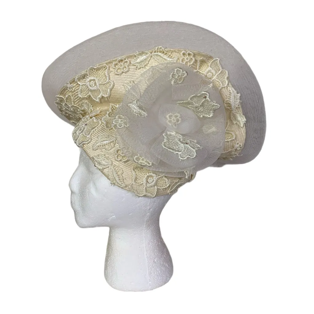 VINTAGE 1980'S ALBRIZIO NEW YORK BEIGE LACE AVANT GARDE HAT Tan - Image 7